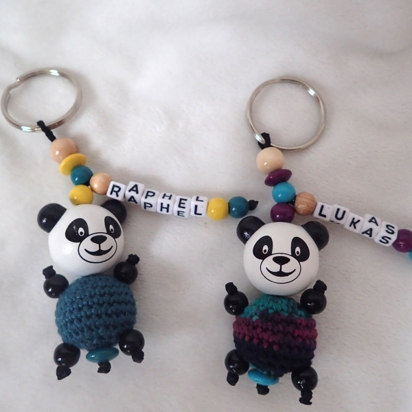 Schlüsselanhänger Panda mit Bäuchlein